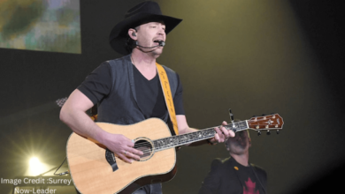 Paul Brandt and Terri Clark performing live during the Homecoming Tour 2.0 in Canada, a must-see reunion for country music fans.