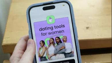 Tea dating app screenshot showing user verification photo blurred for privacy