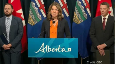 Premier Danielle Smith announces $150 weekly payments for parents during Alberta teacher strike