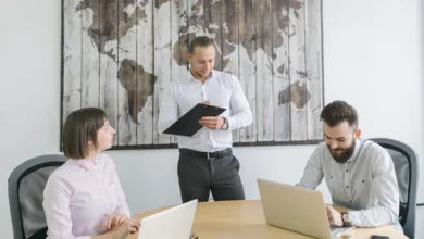 Canadian entrepreneurs expanding globally through international business strategy and global market planning