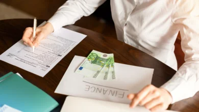 debt in Canada affecting household finances and bill payments in 2026